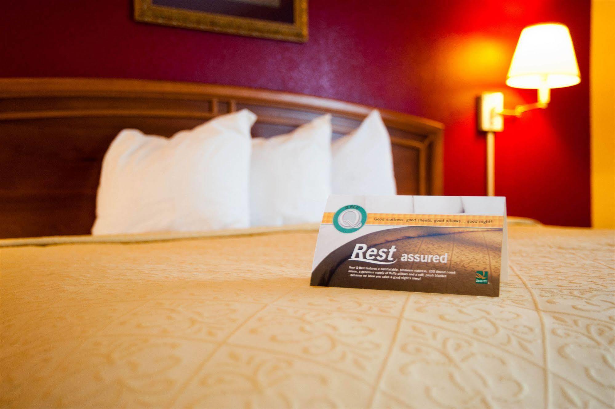 Quality Inn & Suites Airport Austin Esterno foto
